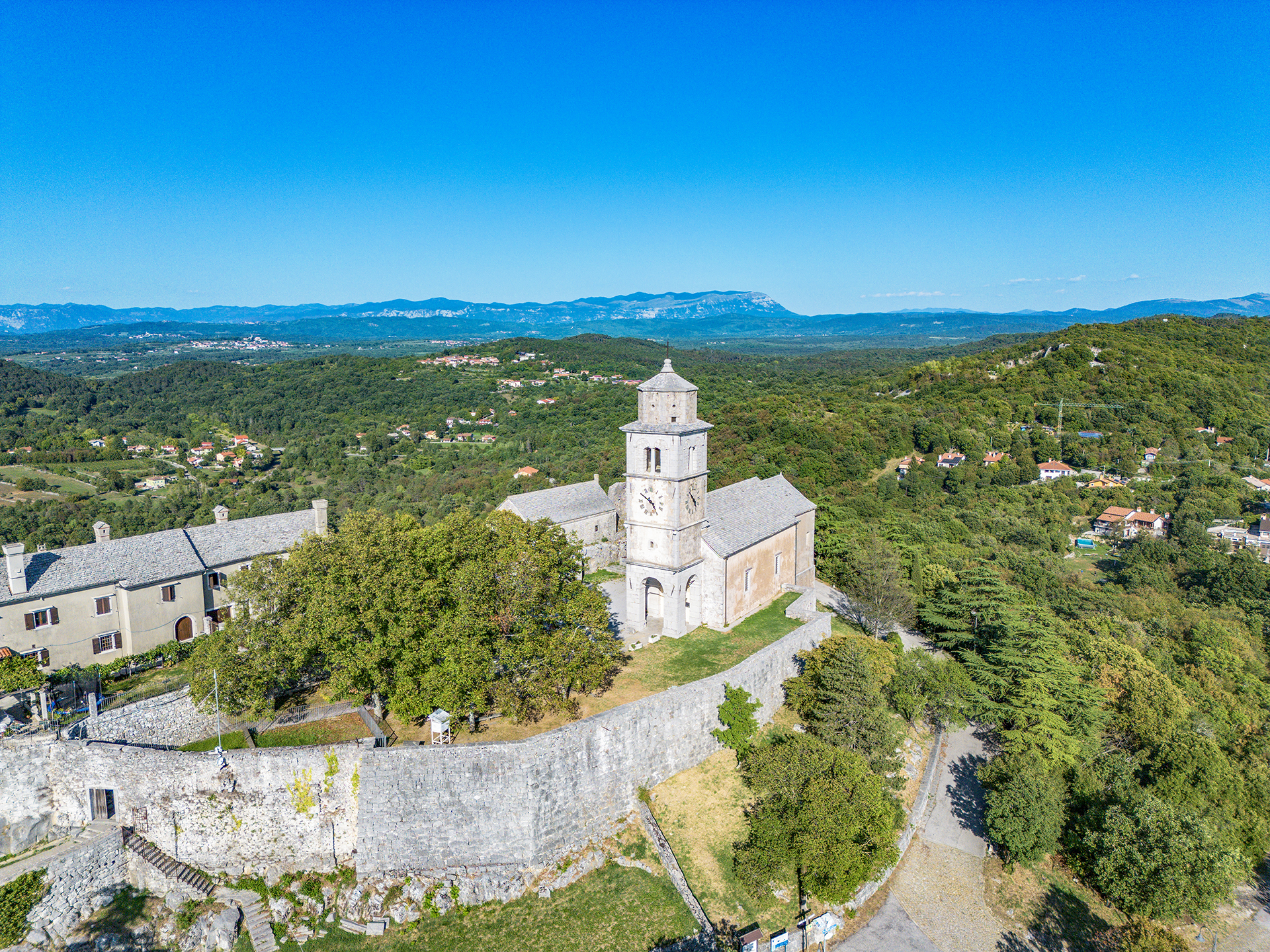I piccoli villaggi del Carso da scoprire